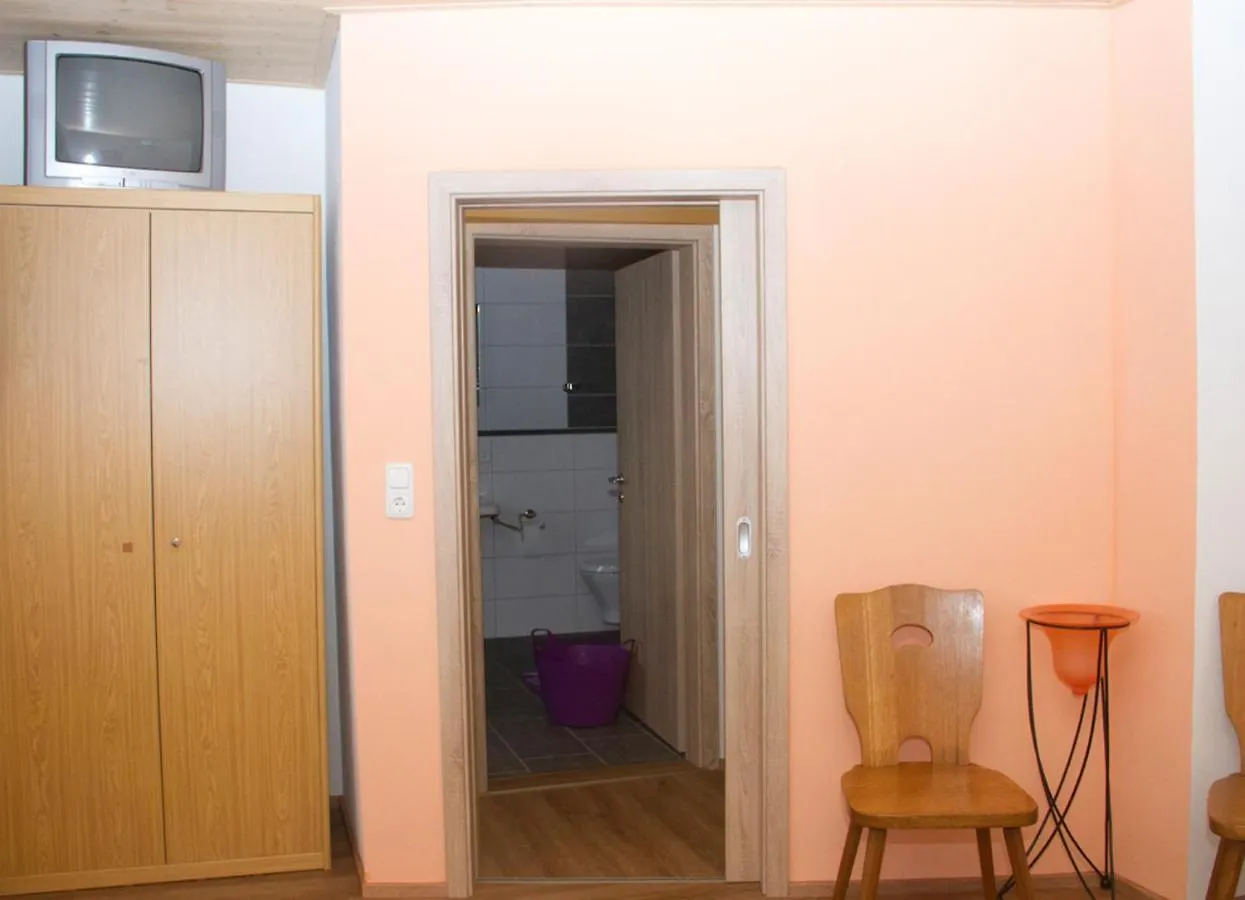 Apartment Ferienwohnung Ahne Selb Germany
